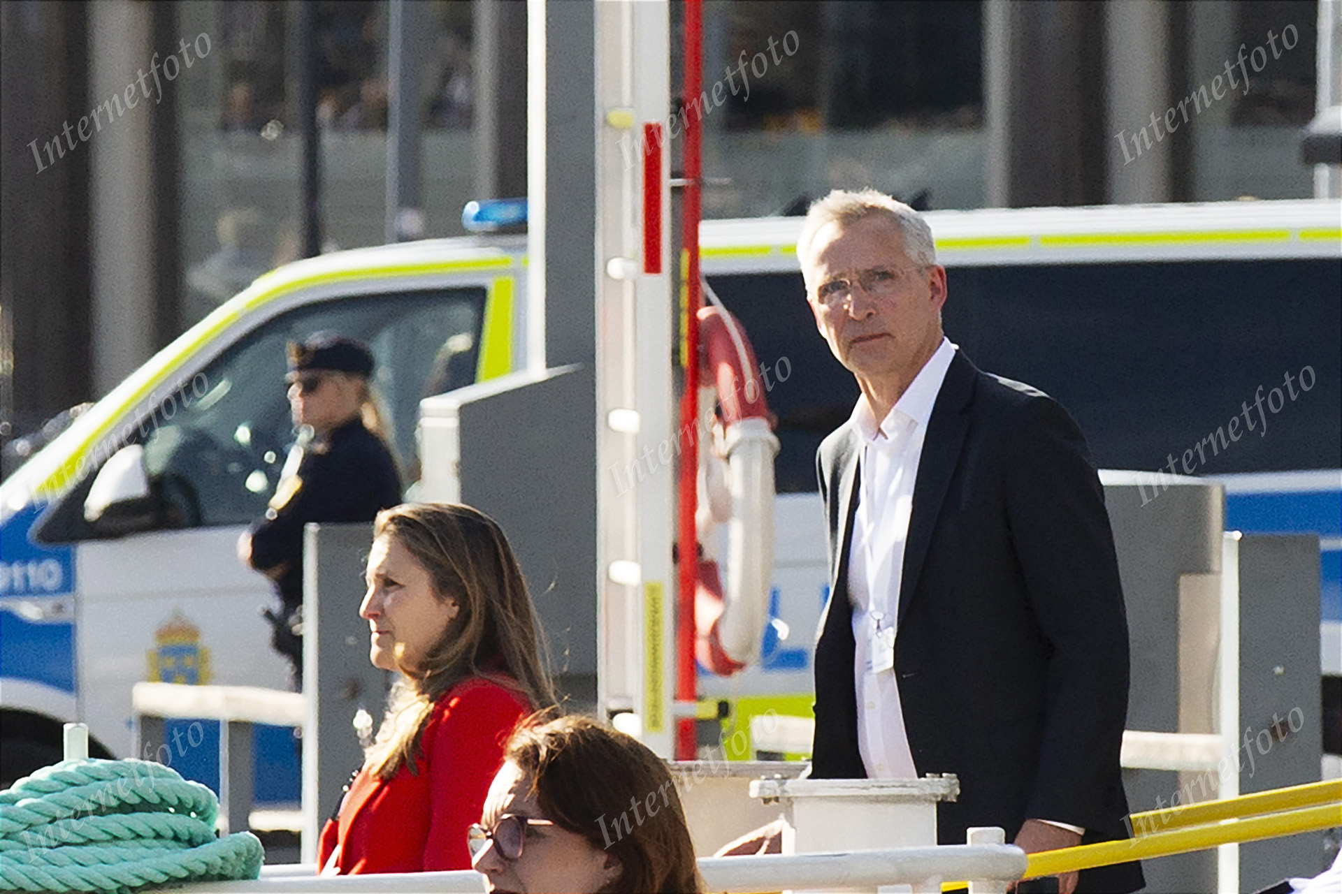 Tidigare Nato generalsekreterare Jens Stoltenberg kliver ombord Sjöbris efter Bilderbergmöte på Grand Hôtel Stockholm 250614 © Foto: Patric Lindén / Internetfoto