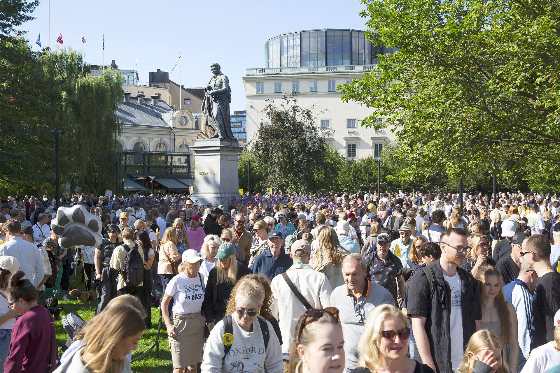 Taxparade samling Berzelii park